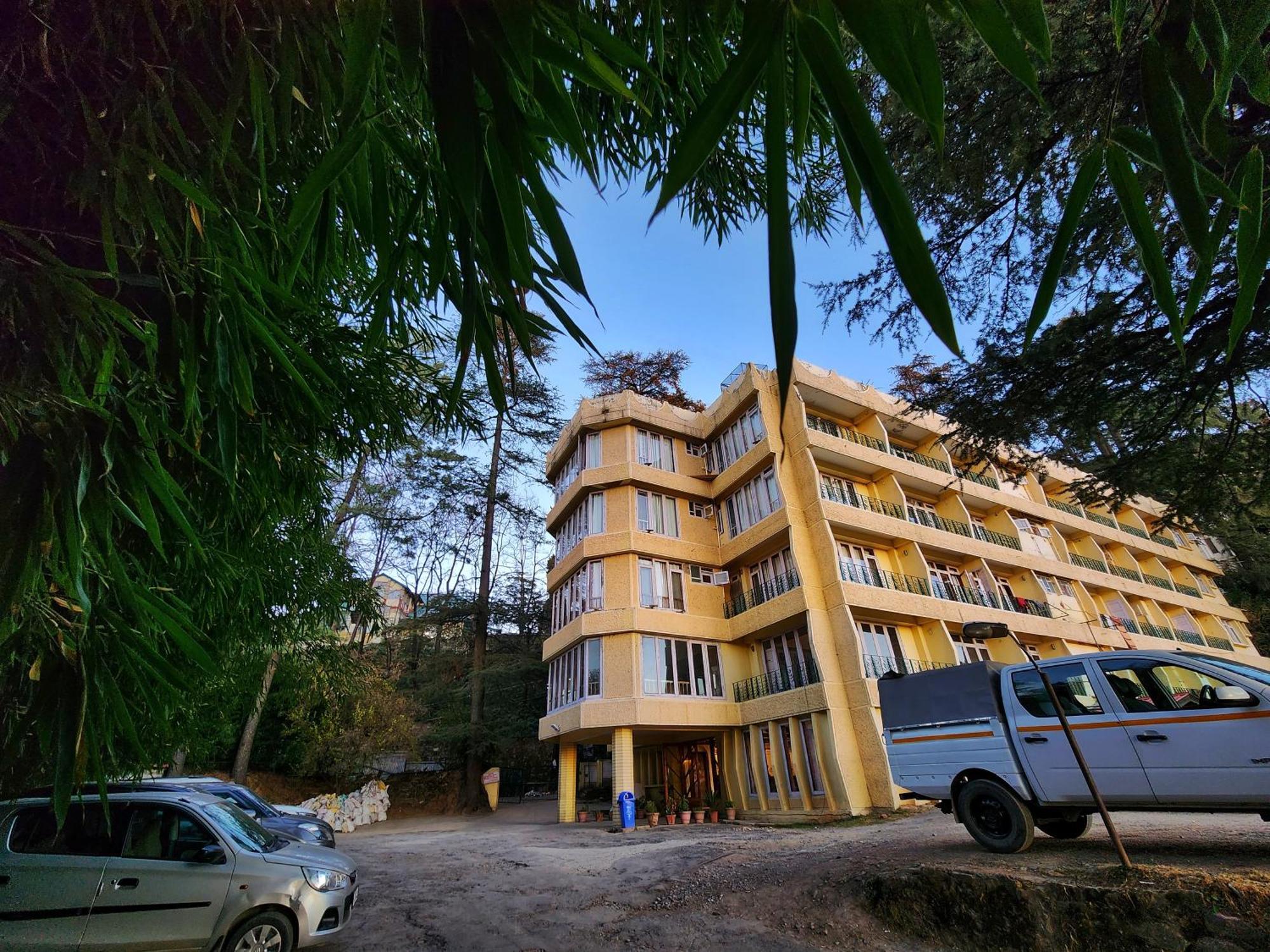 Hotel Pineview Shimla Luaran gambar