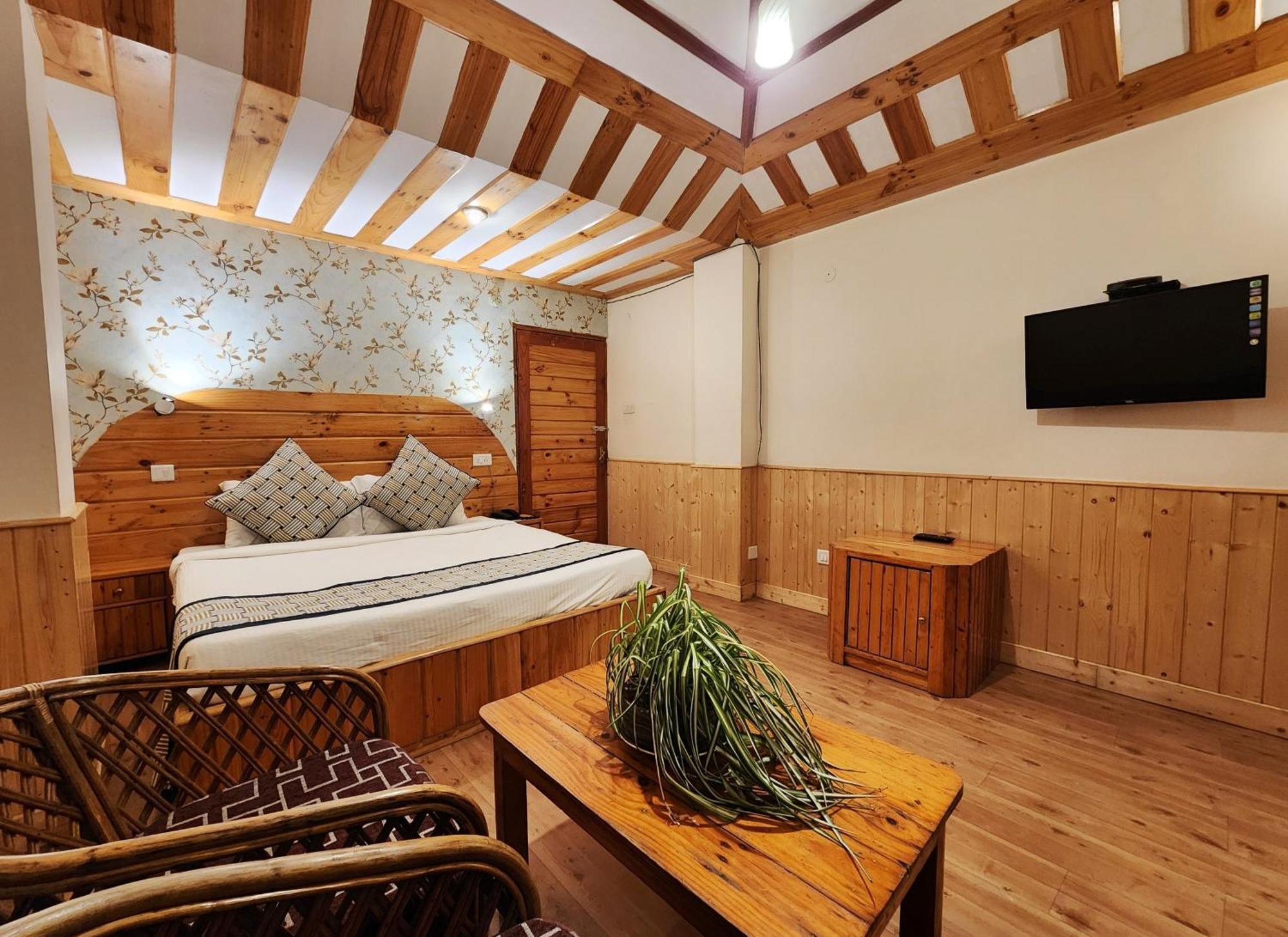 Hotel Pineview Shimla Luaran gambar